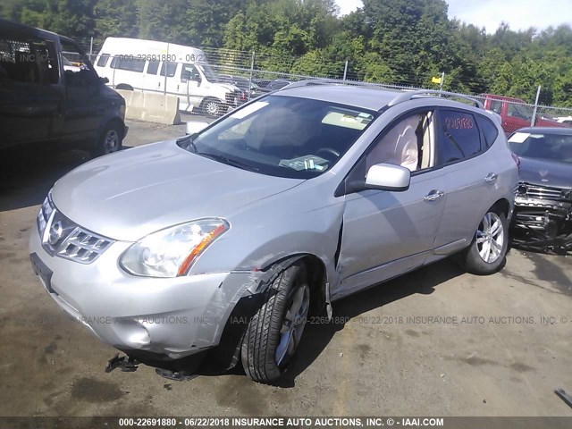 JN8AS5MV3DW628997 - 2013 NISSAN ROGUE S/SV SILVER photo 2