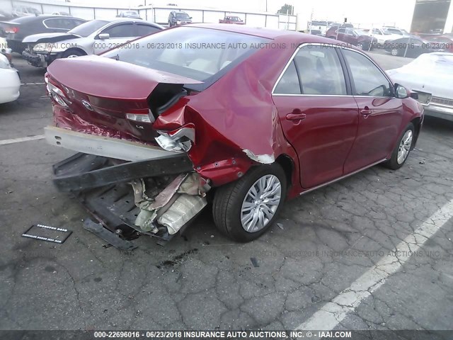 4T1BF1FK3EU799578 - 2014 TOYOTA CAMRY L/SE/LE/XLE 红色 照片 4