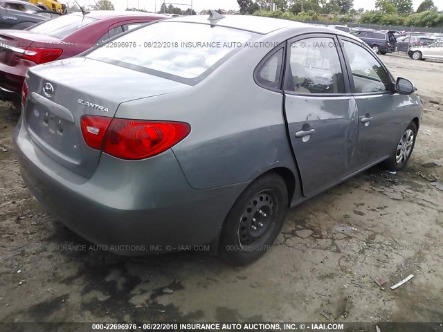 KMHDU46D29U699687 - 2009 HYUNDAI ELANTRA GRAY photo 4