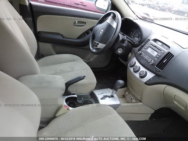 KMHDU46D29U699687 - 2009 HYUNDAI ELANTRA GRAY photo 5