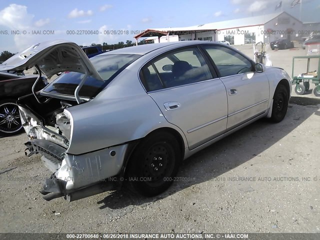 1N4AL11DX3C183824 - 2003 NISSAN ALTIMA S/SL SILVER photo 4