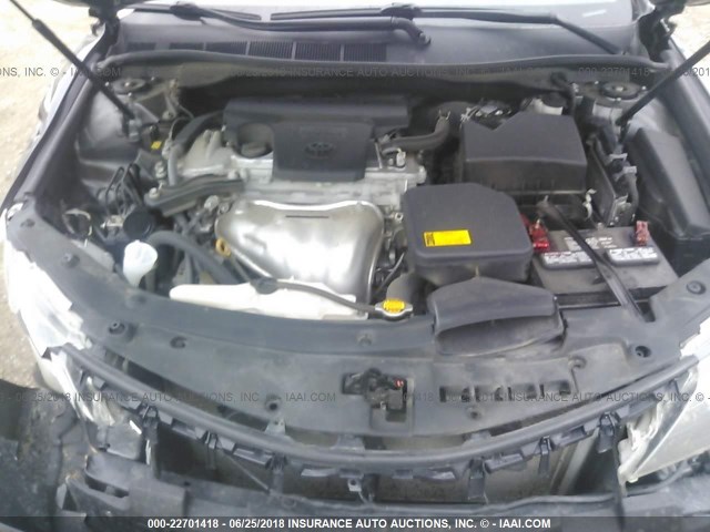 4T1BF1FK0DU649863 - 2013 TOYOTA CAMRY L/SE/LE/XLE ნაცრისფერი ფოტო 10