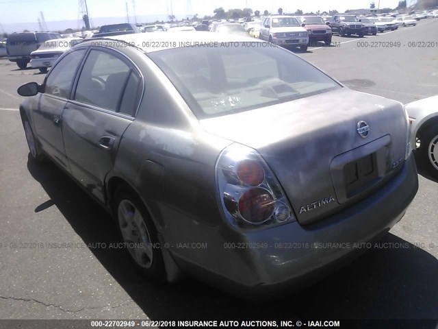 1N4AL11D33C261585 - 2003 NISSAN ALTIMA S/SL BROWN photo 3