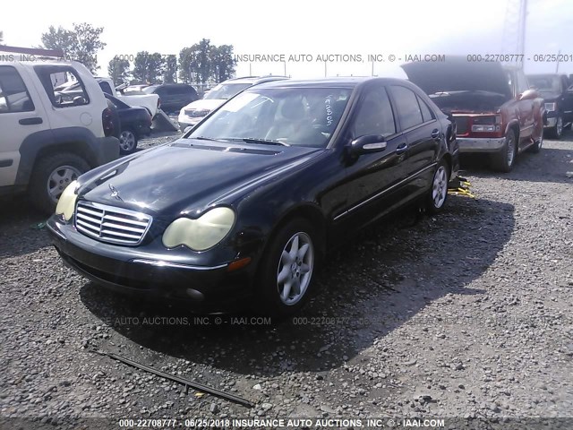 WDBRF61J04E016447 - 2004 MERCEDES-BENZ C 240 BLACK photo 2