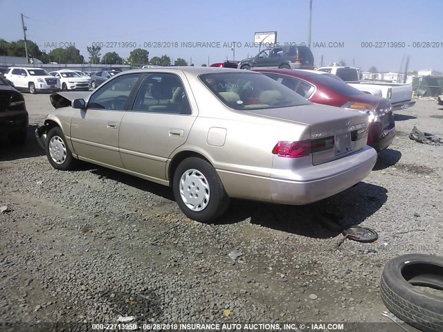 JT2BG22K0W0229178 - 1998 TOYOTA CAMRY CE/LE/XLE GOLD photo 3