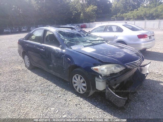 4T1BE30K25U432159 - 2005 TOYOTA CAMRY LE/XLE/SE BLUE photo 1