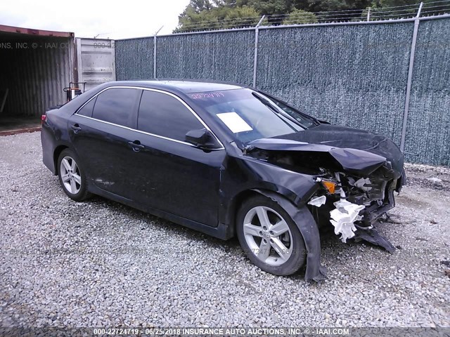 4T1BF1FK8EU362627 - 2014 TOYOTA CAMRY L/SE/LE/XLE 黑色 照片 1