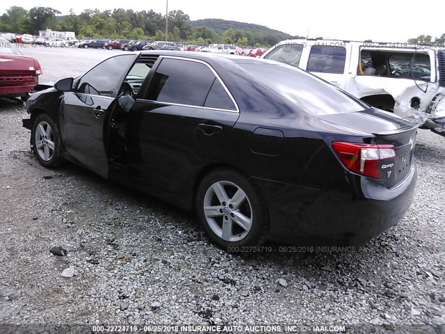 4T1BF1FK8EU362627 - 2014 TOYOTA CAMRY L/SE/LE/XLE 黑色 照片 3
