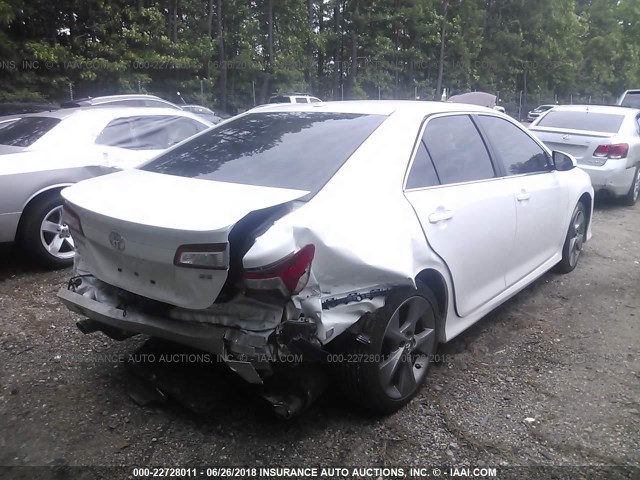 4T1BK1FKXEU547287 - 2014 TOYOTA CAMRY SE/XLE WHITE photo 4