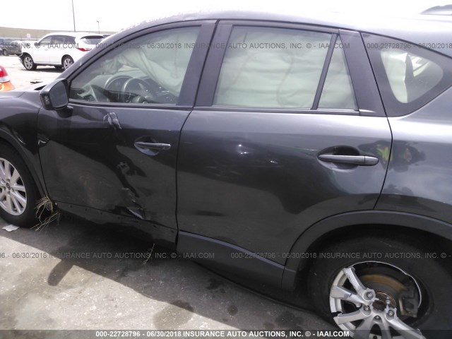 JM3KE2BE0E0338771 - 2014 MAZDA CX-5 SPORT GRAY photo 6