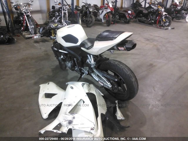 JH2PC37036M302761 - 2006 HONDA CBR600 RR WHITE photo 3