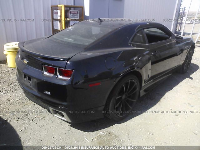 2G1FT1EW0A9121549 - 2010 CHEVROLET CAMARO SS BLACK photo 4