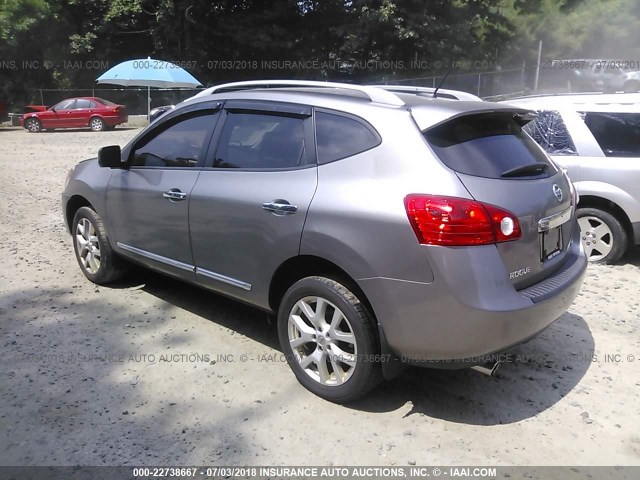 JN8AS5MV9DW618152 - 2013 NISSAN ROGUE S/SV GRAY photo 3