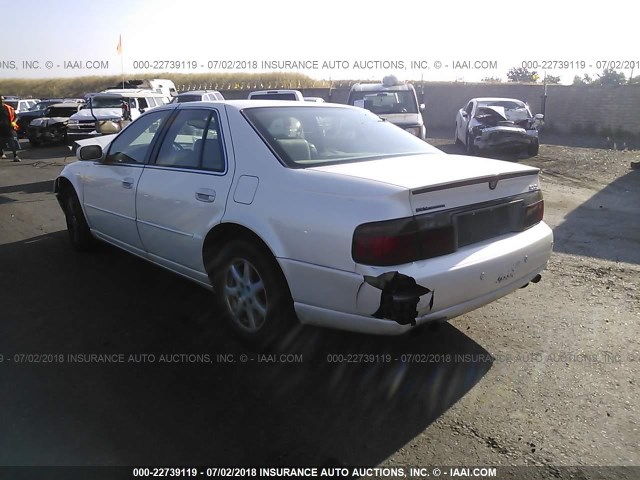 1G6KS54YX3U201520 - 2003 CADILLAC SEVILLE SLS WHITE photo 3