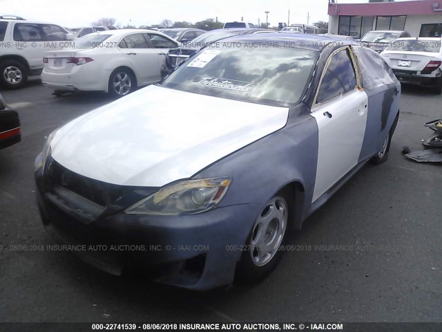 JTHBK262165009677 - 2006 LEXUS IS 250 WHITE photo 2