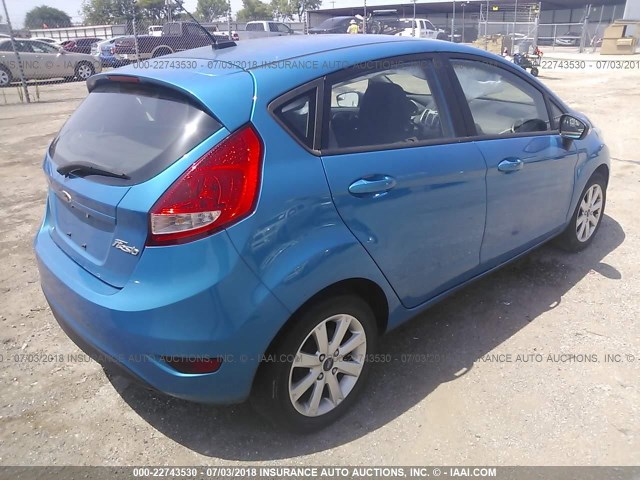 3FADP4EJ9DM103481 - 2013 FORD FIESTA SE TEAL photo 4