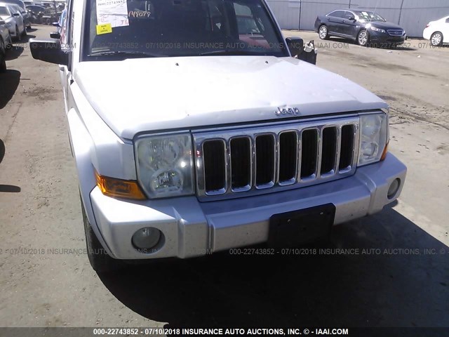 1J8HG58N88C182819 - 2008 JEEP COMMANDER LIMITED SILVER photo 6