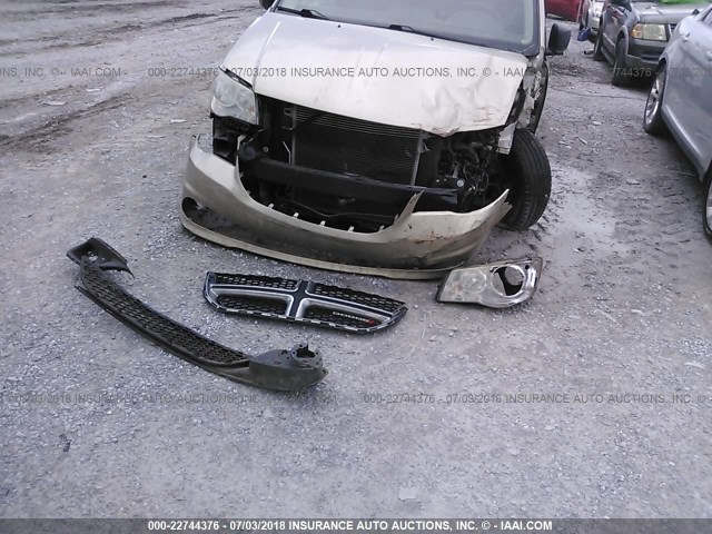 2C4RDGBG7DR648235 - 2013 DODGE GRAND CARAVAN SE GOLD photo 6