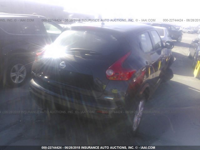 JN8AF5MR7DT223766 - 2013 NISSAN JUKE S/SV/SL GRAY photo 4