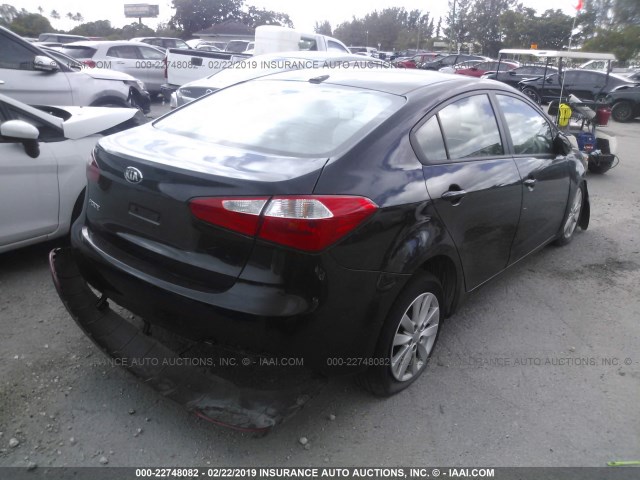 KNAFX4A69G5471882 - 2016 KIA FORTE LX BLACK photo 4