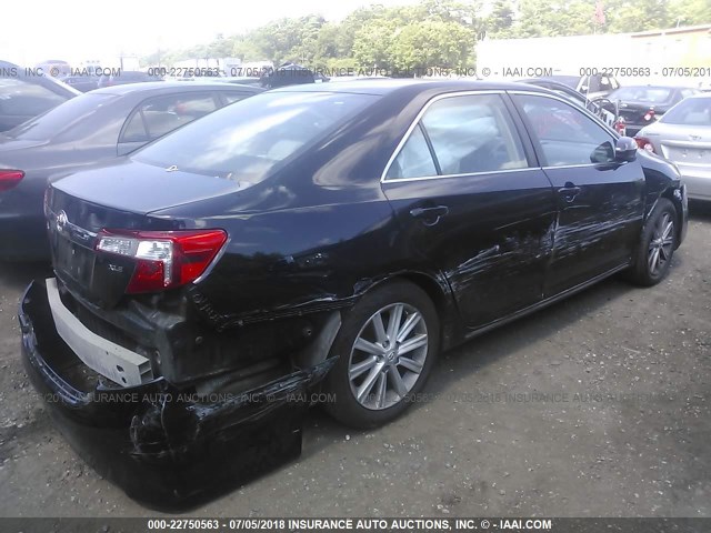 4T4BF1FK1CR177838 - 2012 TOYOTA CAMRY SE/LE/XLE BLACK photo 4