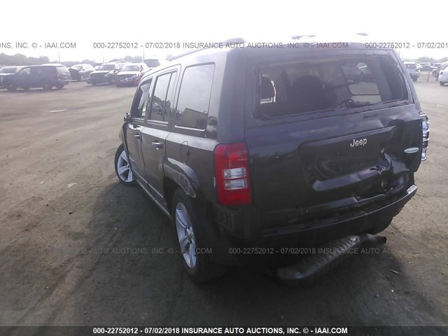 1C4NJPFB4ED909413 - 2014 JEEP PATRIOT LATITUDE BLACK photo 3