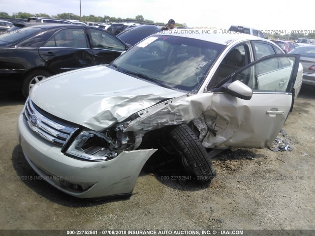 1FAHP24W88G153436 - 2008 FORD TAURUS SEL CREAM photo 2