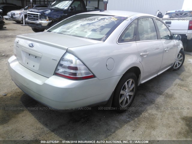 1FAHP24W88G153436 - 2008 FORD TAURUS SEL CREAM photo 4