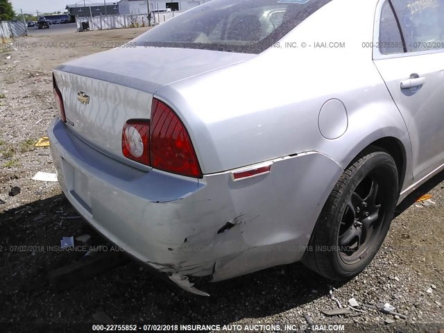 1G1ZB5E19BF197856 - 2011 CHEVROLET MALIBU LS 银色 照片 6