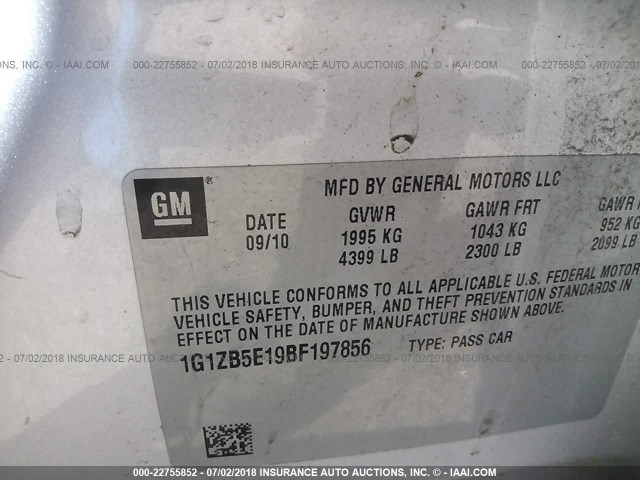 1G1ZB5E19BF197856 - 2011 CHEVROLET MALIBU LS 银色 照片 9