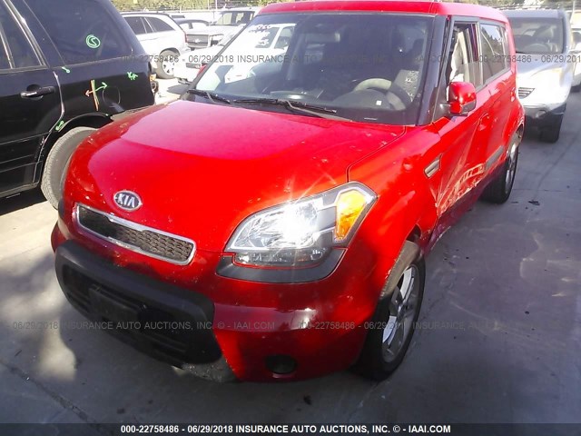 KNDJT2A28A7103490 - 2010 KIA SOUL +/!/SPORT RED photo 2