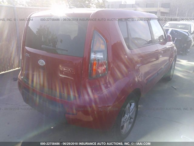 KNDJT2A28A7103490 - 2010 KIA SOUL +/!/SPORT RED photo 4