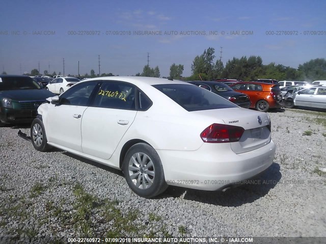 1VWAP7A33CC038825 - 2012 VOLKSWAGEN PASSAT S WHITE photo 3