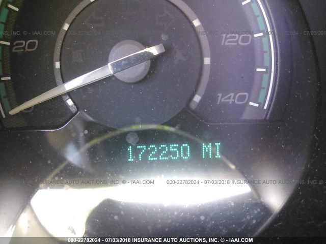 1G1ZA5E06AF106714 - 2010 CHEVROLET MALIBU LS 银色 照片 7