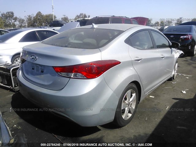 5NPDH4AE2DH302717 - 2013 HYUNDAI ELANTRA GLS/LIMITED SILVER photo 4