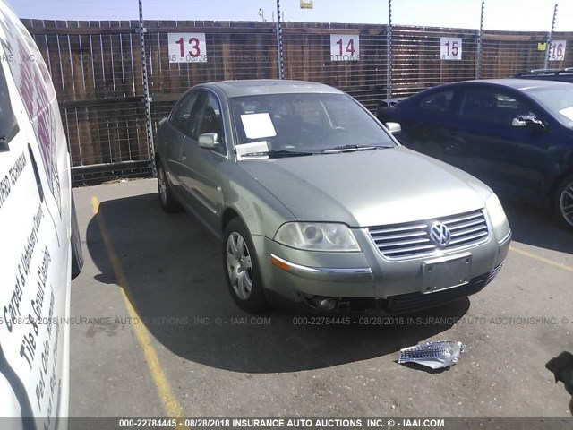 WVWRH63B02P185399 - 2002 VOLKSWAGEN PASSAT GLX 绿色 照片 1