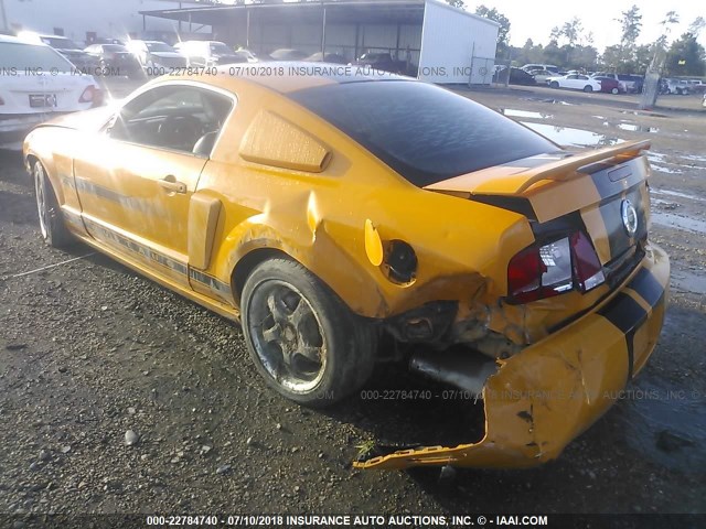 1ZVHT82H585129004 - 2008 FORD MUSTANG GT ORANGE photo 3