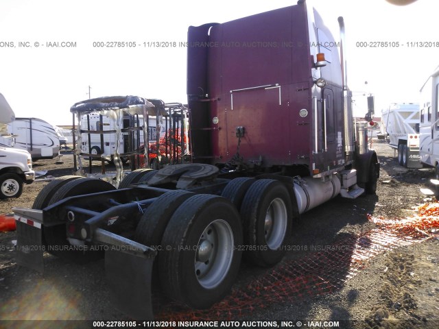 1FUPCSZB7YPB96216 - 2000 FREIGHTLINER FLD FLD120 RED photo 4