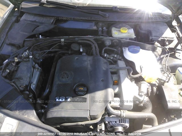 WVWPD63B94E271859 - 2004 VOLKSWAGEN PASSAT GLS BLACK photo 10