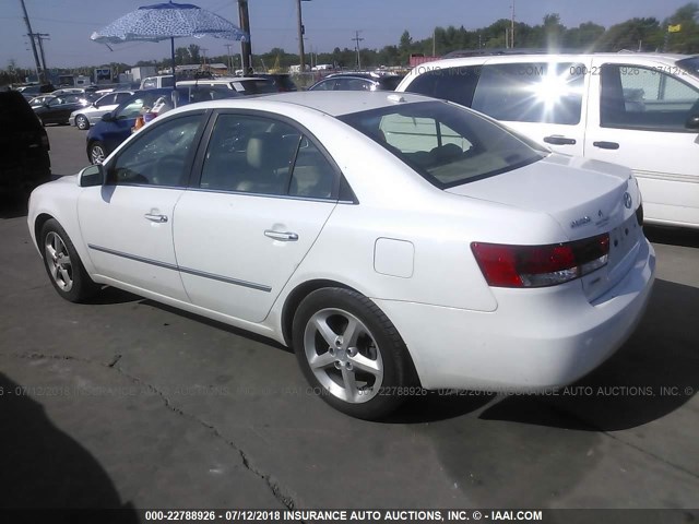 5NPEU46CX8H320900 - 2008 HYUNDAI SONATA SE/LIMITED WHITE photo 3