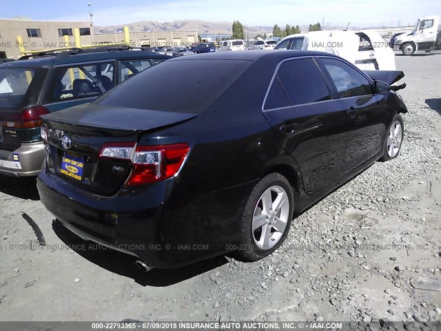 4T1BF1FK2CU118629 - 2012 TOYOTA CAMRY SE/LE/XLE BLUE photo 4