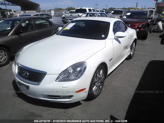 JTHFN45Y079011666 - 2007 LEXUS SC 430 WHITE photo 2