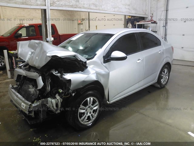 1G1JA5SH7C4111006 - 2012 CHEVROLET SONIC LS 银色 照片 2