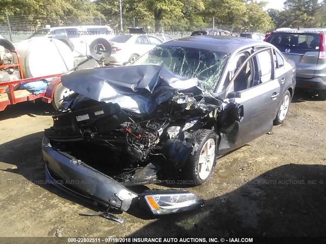 3VWLL7AJ7EM393565 - 2014 VOLKSWAGEN JETTA TDI GRAY photo 2