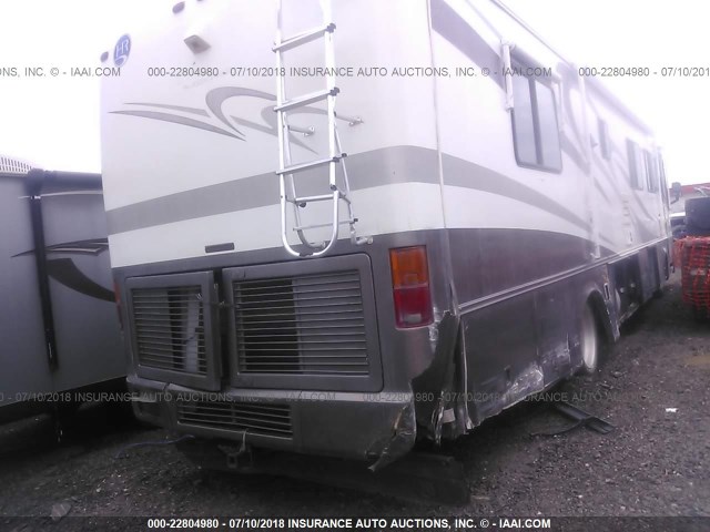 1RF12061112011554 - 2001 ROADMASTER RAIL DYANASTER BROWN photo 4