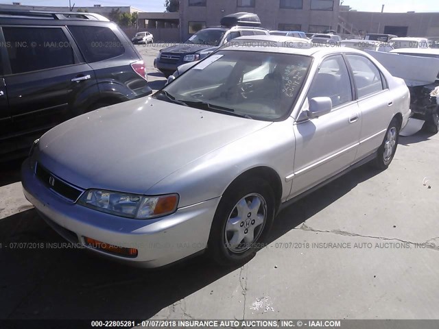 1HGCE6675VA024755 - 1997 HONDA ACCORD EX/EX-R TAN photo 2