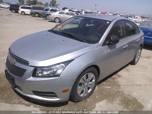 1G1PA5SH2D7108718 - 2013 CHEVROLET CRUZE LS SILVER photo 2