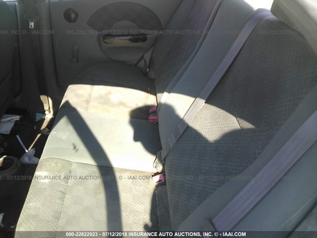 KL1TD52625B406686 - 2005 CHEVROLET AVEO LS SILVER photo 8