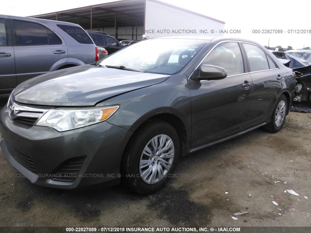 4T1BF1FK3CU596705 - 2012 TOYOTA CAMRY SE/LE/XLE 灰色 照片 2