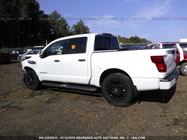 1N6AA1E66HN506612 - 2017 NISSAN TITAN SV/SL/PLATINUM RESERVE WHITE photo 3